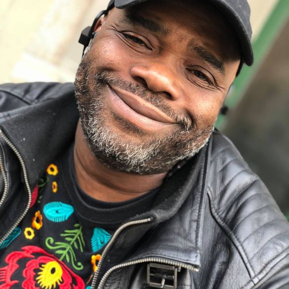 Meet your Posher, James - Picture 1 of 1